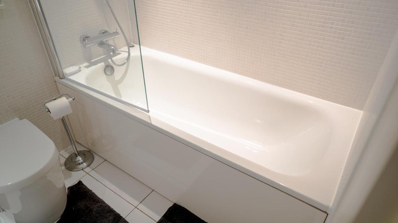 Comfy Spacious Apartment In Canary Wharf 伦敦 外观 照片